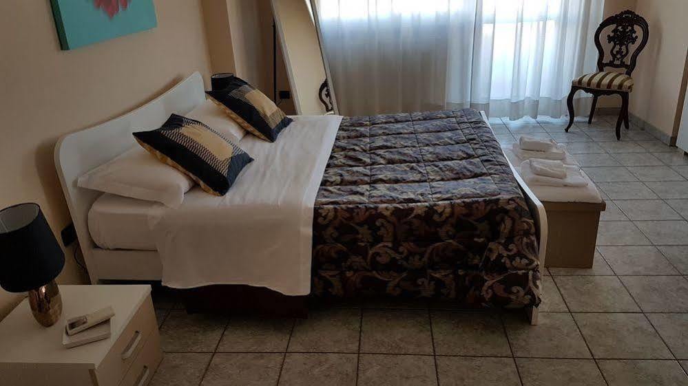 Quarantadue Quindici Termoli Exterior foto